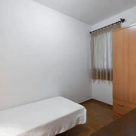 P2. Lola, Apartment Pineda de Mar